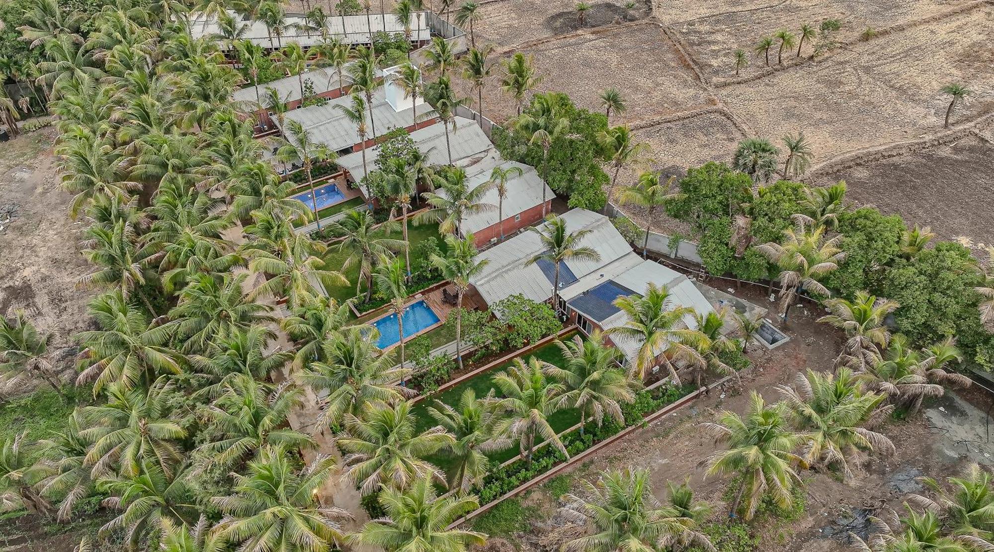 Coco Bliss By Mauli Stays Manor ภายนอก รูปภาพ