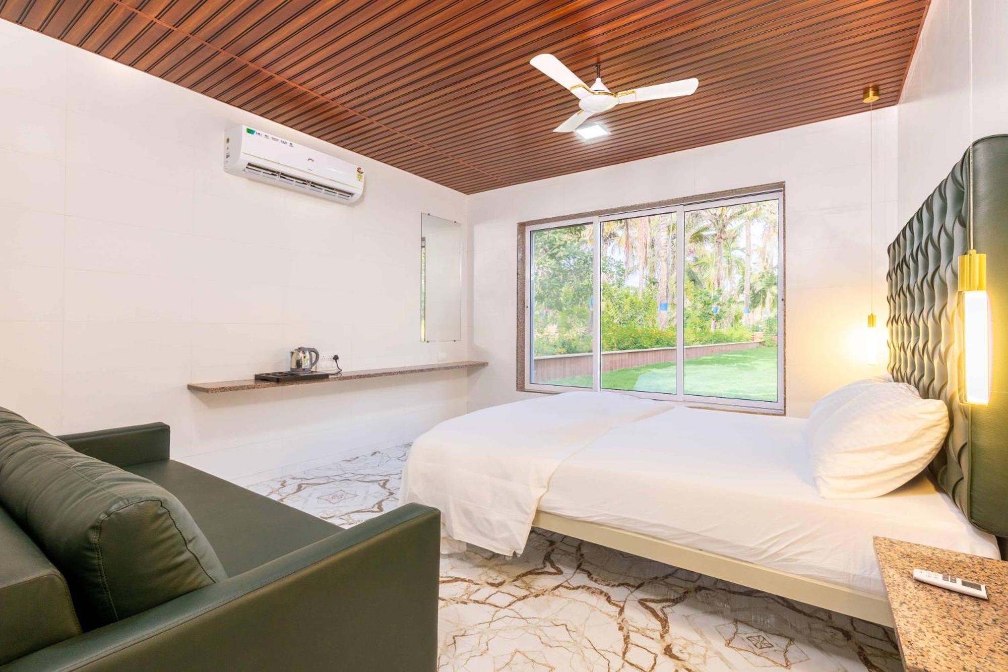 Coco Bliss By Mauli Stays Manor ภายนอก รูปภาพ