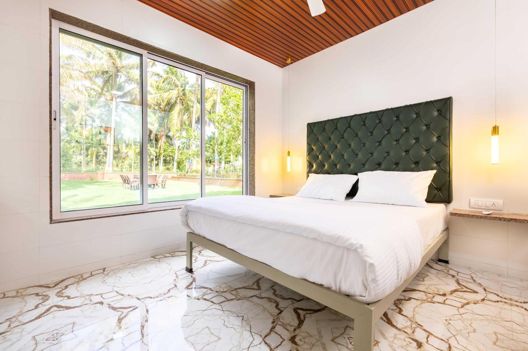 Coco Bliss By Mauli Stays Manor ภายนอก รูปภาพ