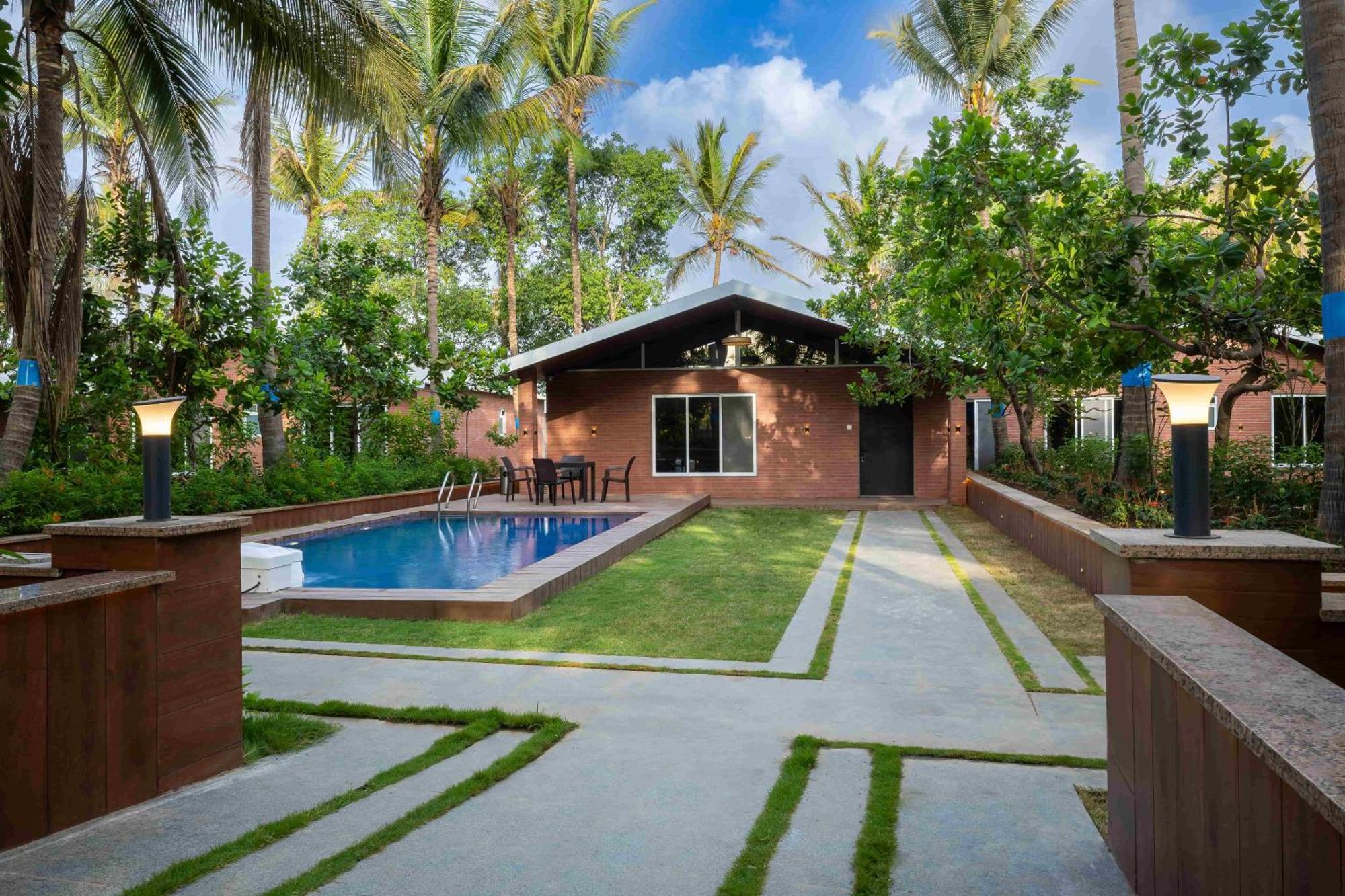 Coco Bliss By Mauli Stays Manor ภายนอก รูปภาพ