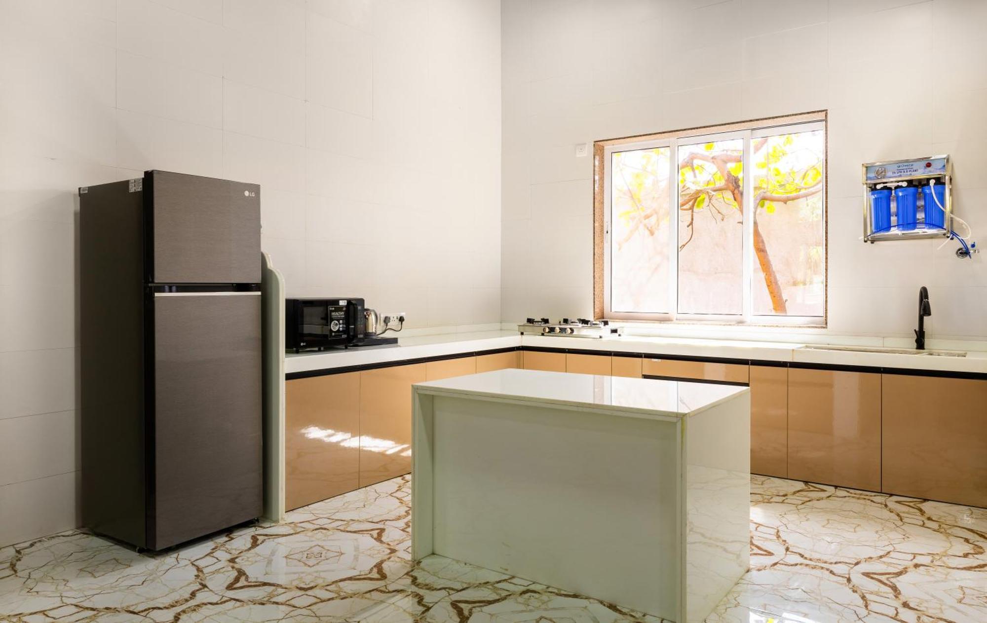 Coco Bliss By Mauli Stays Manor ภายนอก รูปภาพ